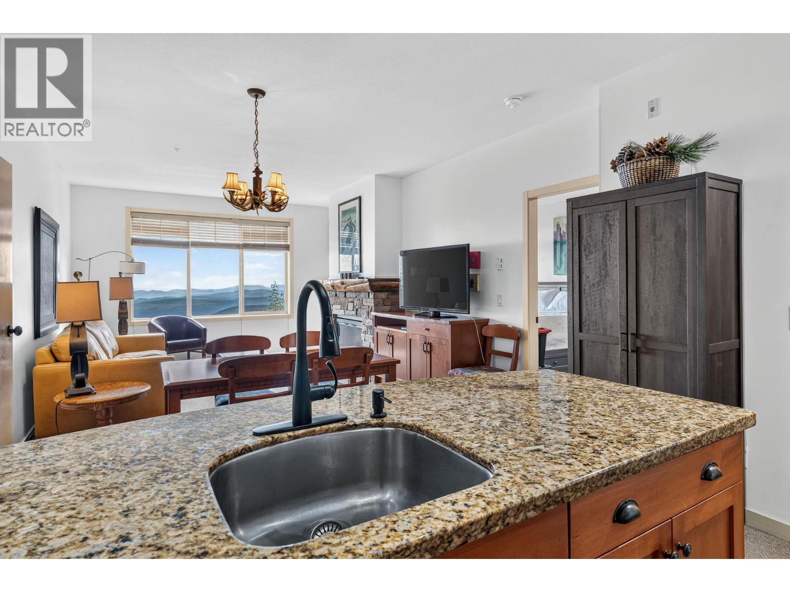 255 Feathertop Way Unit# 207, Big White, British Columbia  V1P 1T4 - Photo 6 - 10398121