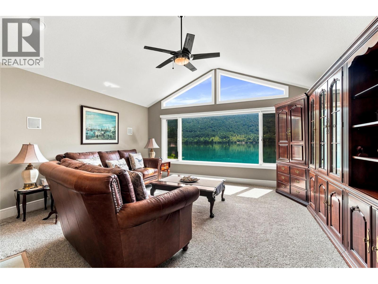 3886 Parri Road, Sorrento, British Columbia  V0E 2W1 - Photo 18 - 10397964