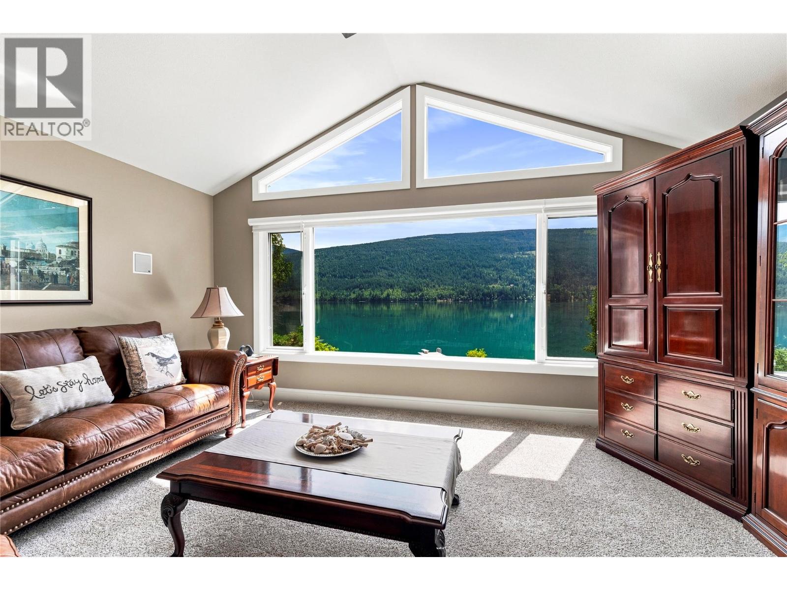 3886 Parri Road, Sorrento, British Columbia  V0E 2W1 - Photo 19 - 10397964