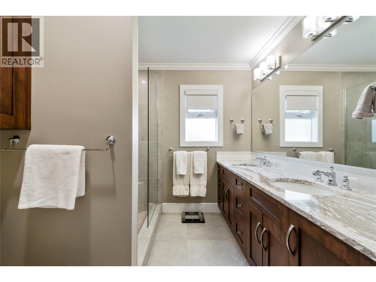 3886 Parri Road, Sorrento, British Columbia  V0E 2W1 - Photo 23 - 10397964