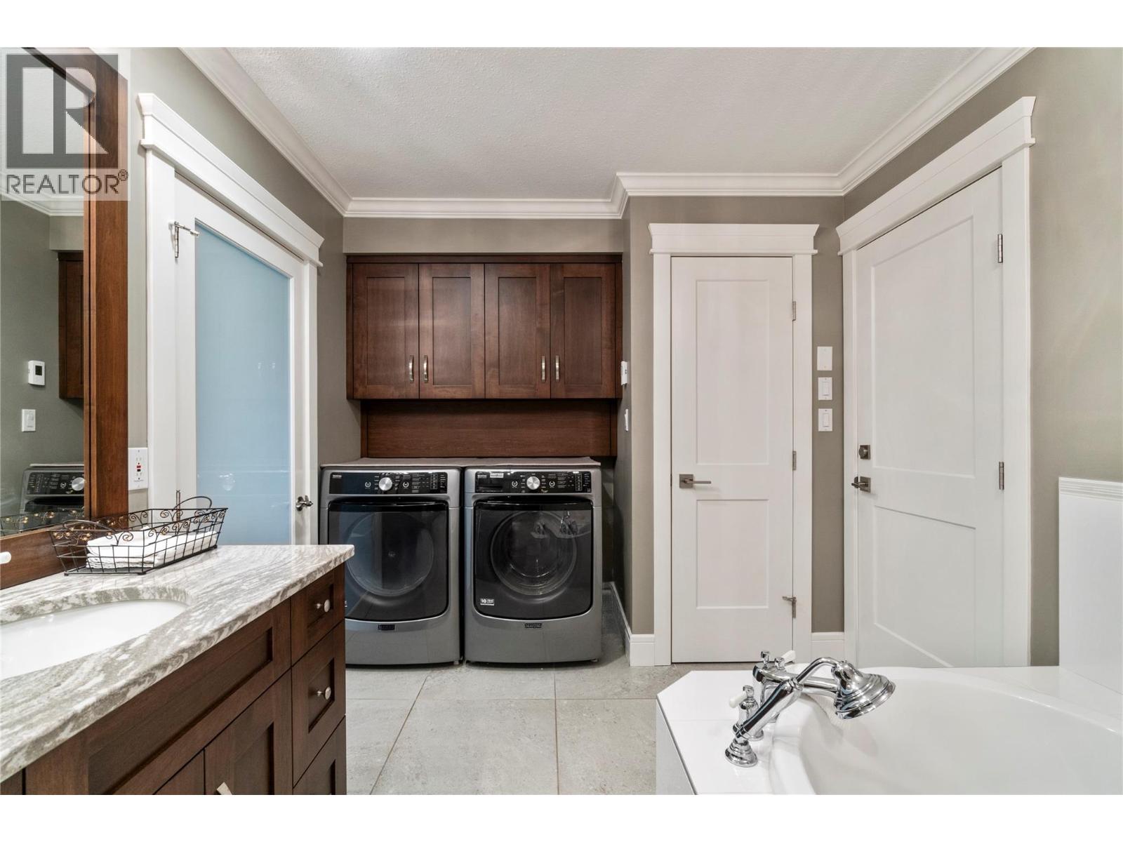 3886 Parri Road, Sorrento, British Columbia  V0E 2W1 - Photo 27 - 10397964