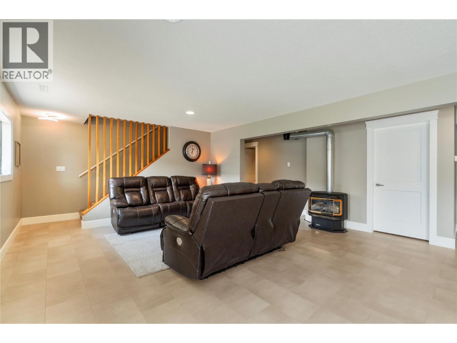 3886 Parri Road, Sorrento, British Columbia  V0E 2W1 - Photo 42 - 10397964