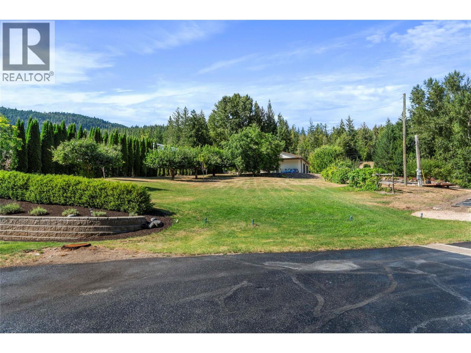 3886 Parri Road, Sorrento, British Columbia  V0E 2W1 - Photo 59 - 10397964