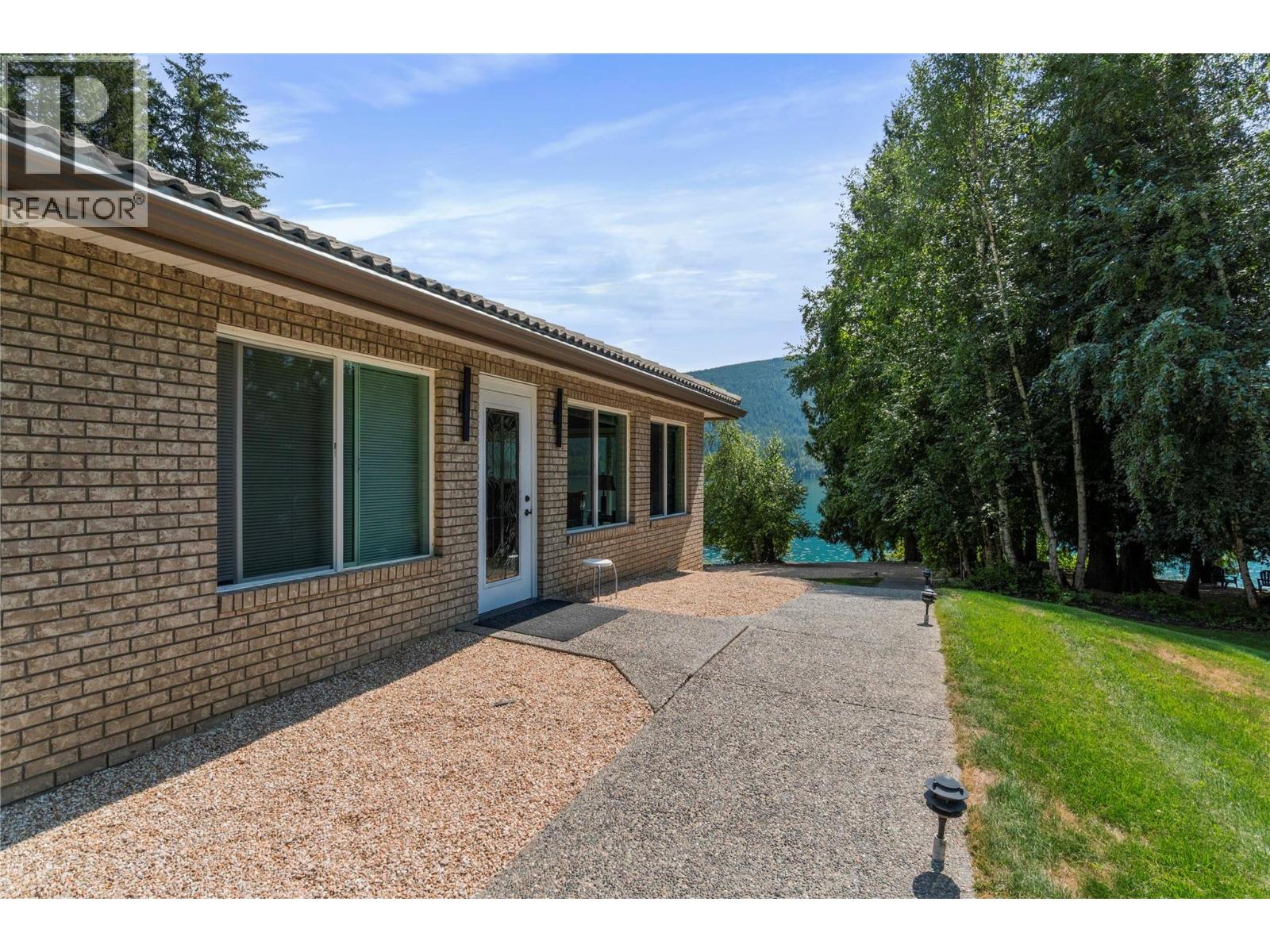3886 Parri Road, Sorrento, British Columbia  V0E 2W1 - Photo 76 - 10397964