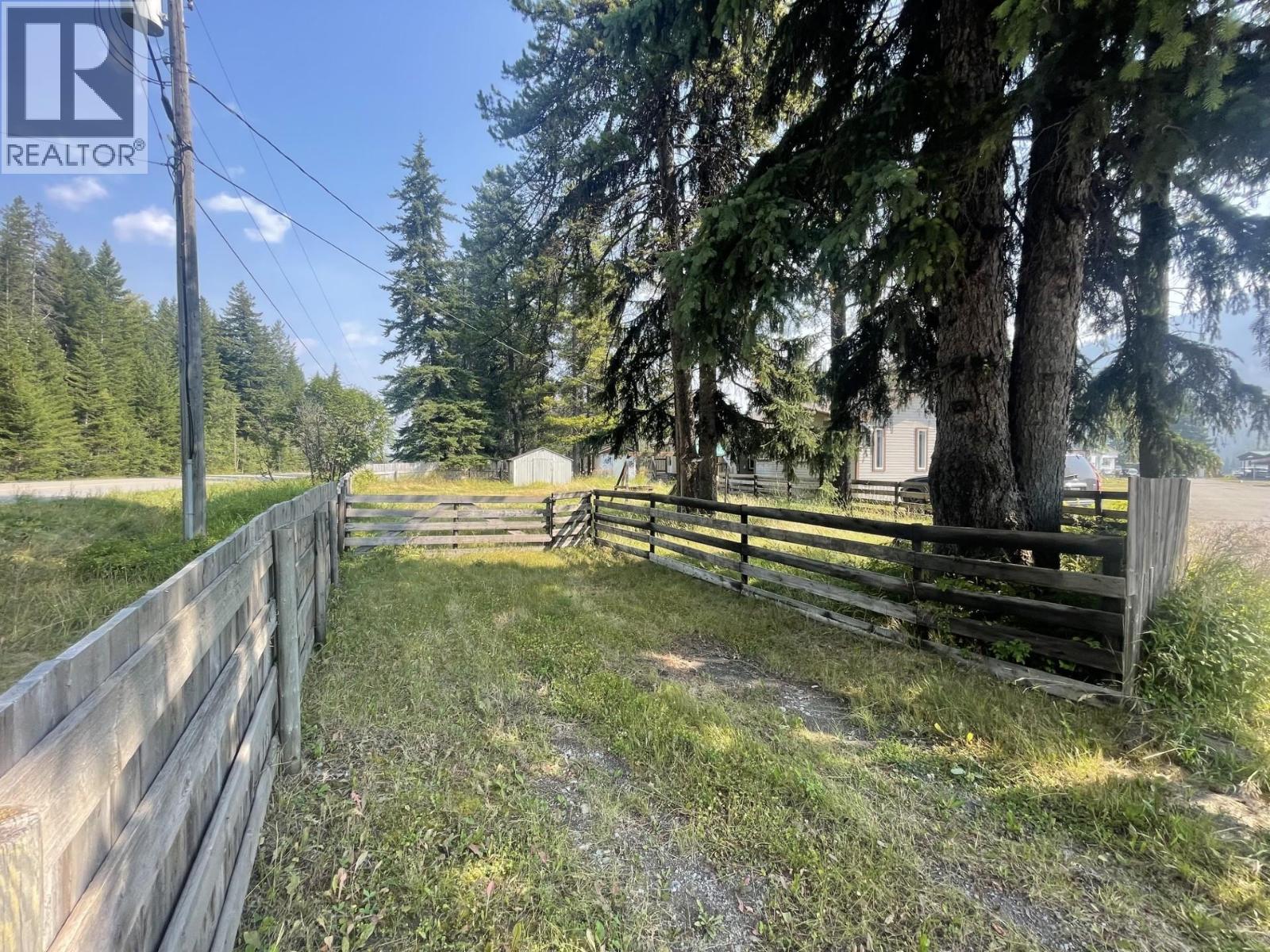 6210 Lower Elk Valley Road Unit# 1, Sparwood, British Columbia  V0B 2G3 - Photo 3 - 10398209