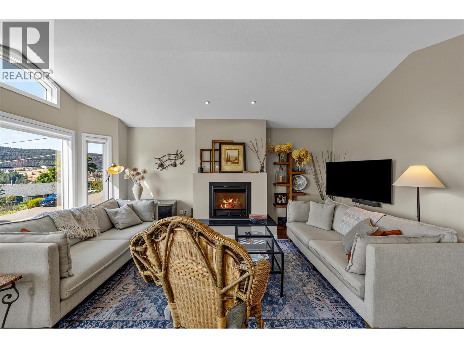1434 Mt Dufferin Drive, Kamloops, British Columbia  V2E 1S1 - Photo 10 - 10398208