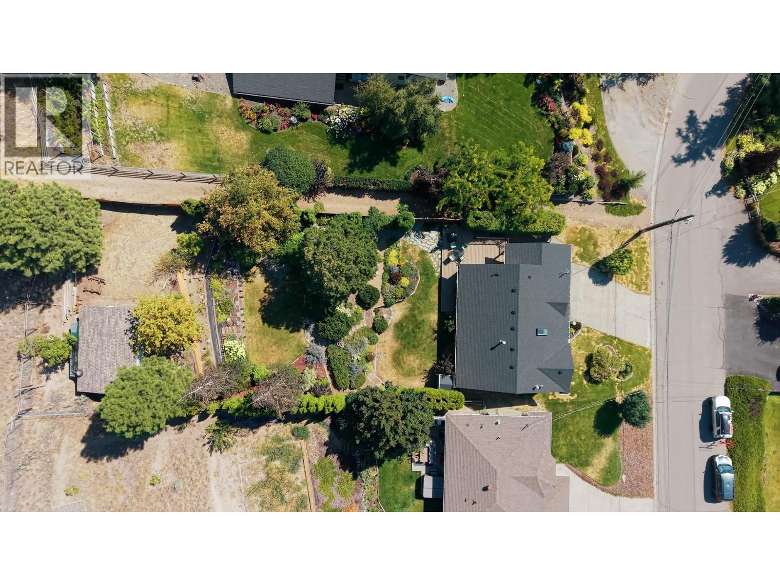 1434 Mt Dufferin Drive, Kamloops, British Columbia  V2E 1S1 - Photo 2 - 10398208