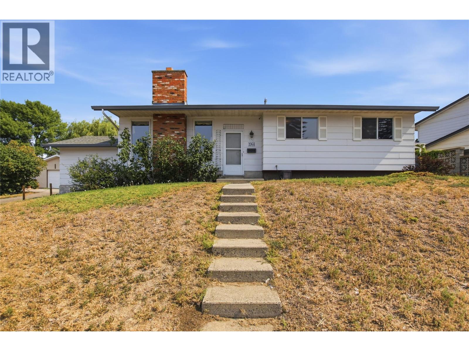 284 Arrowstone Drive, Kamloops, British Columbia  V2C 1P7 - Photo 1 - 10397981