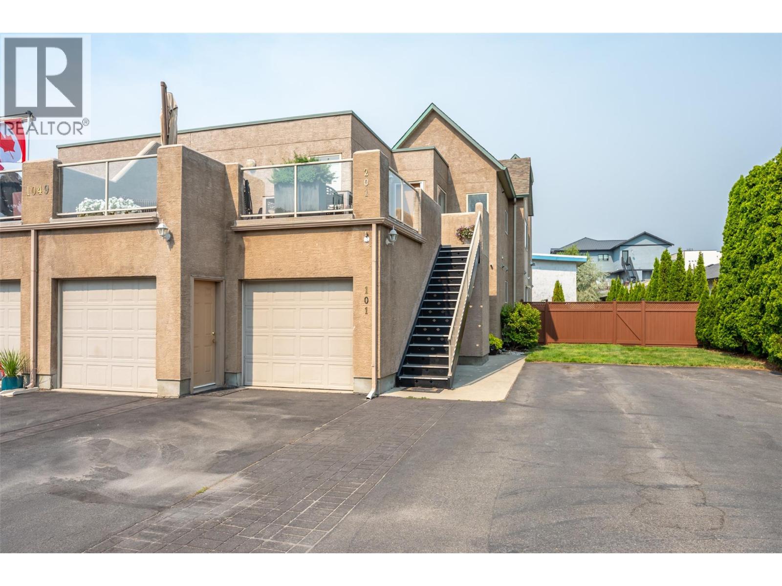1049 Churchill Avenue Unit# 101, Penticton, British Columbia  V2A 9A7 - Photo 1 - 10398107