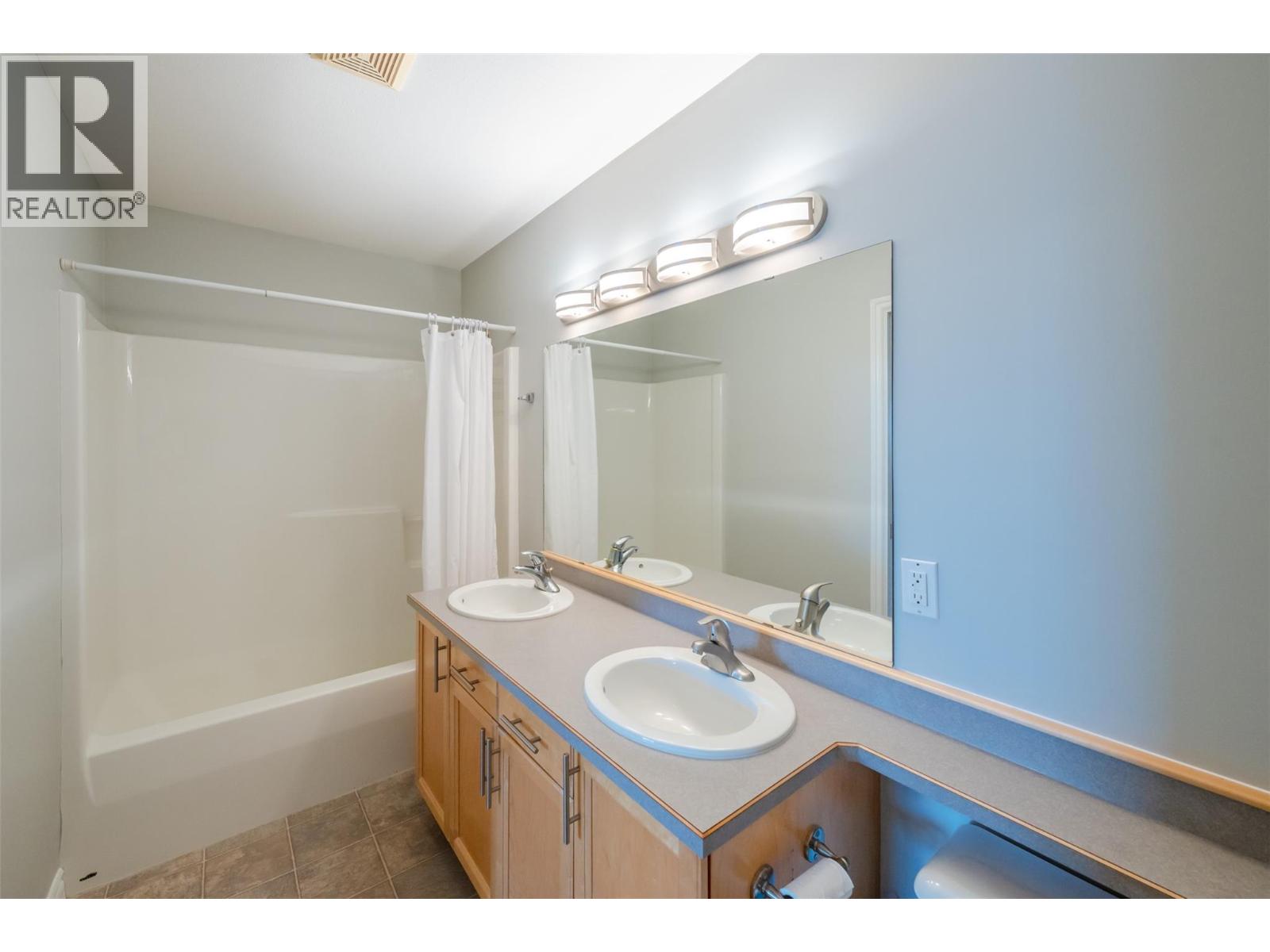 1049 Churchill Avenue Unit# 101, Penticton, British Columbia  V2A 9A7 - Photo 20 - 10398107