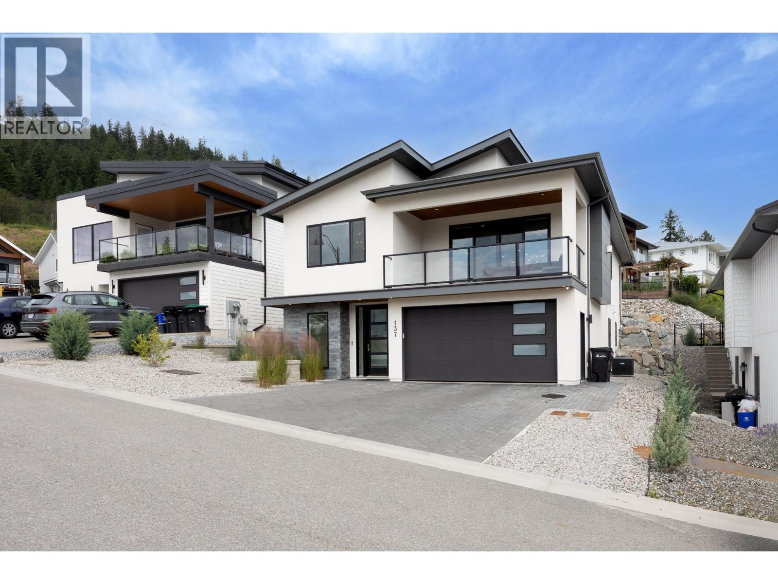 137 Whitefish Road, Vernon, British Columbia  V1B 3M5 - Photo 3 - 10398223