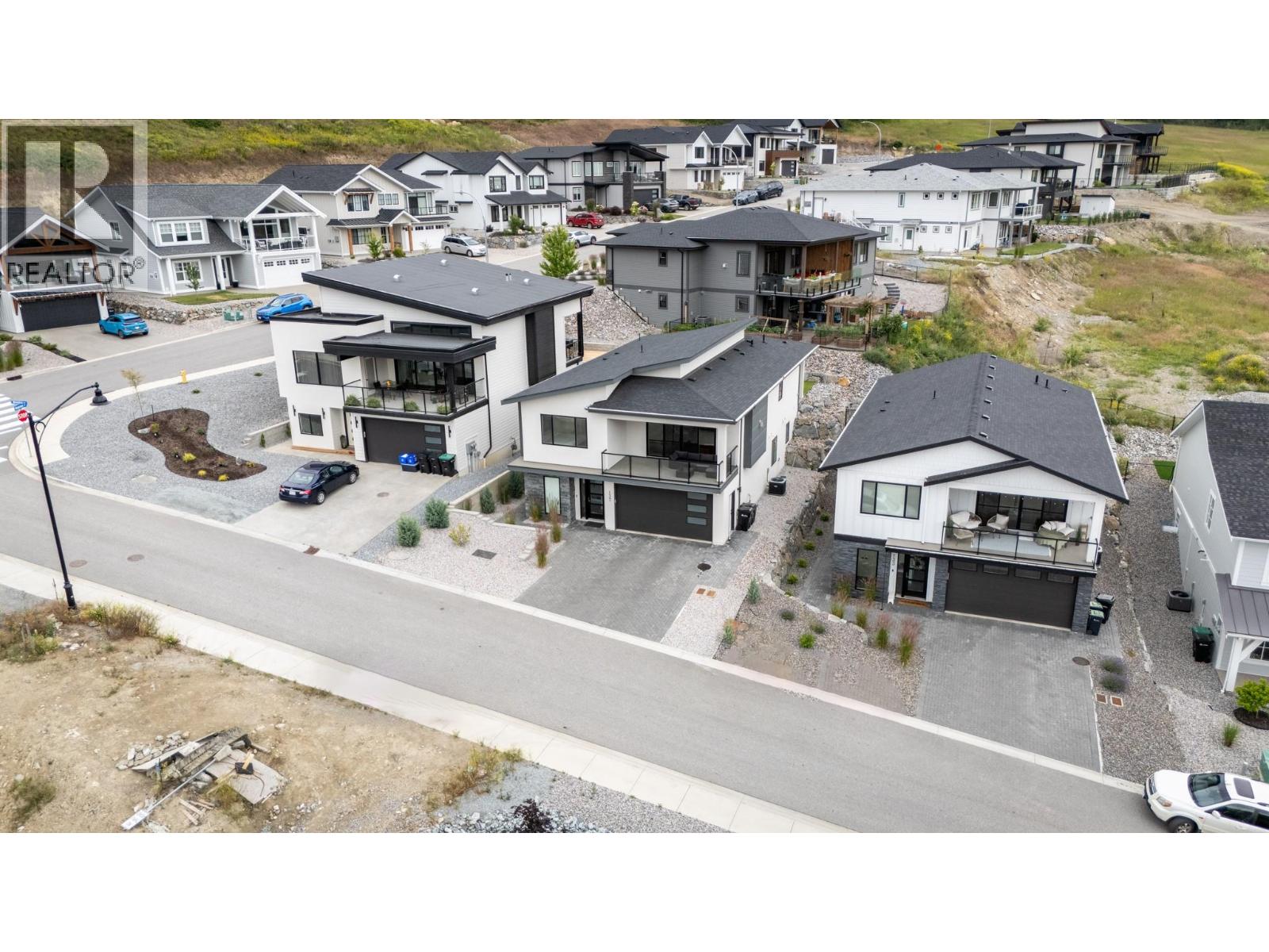 137 Whitefish Road, Vernon, British Columbia  V1B 3M5 - Photo 5 - 10398223