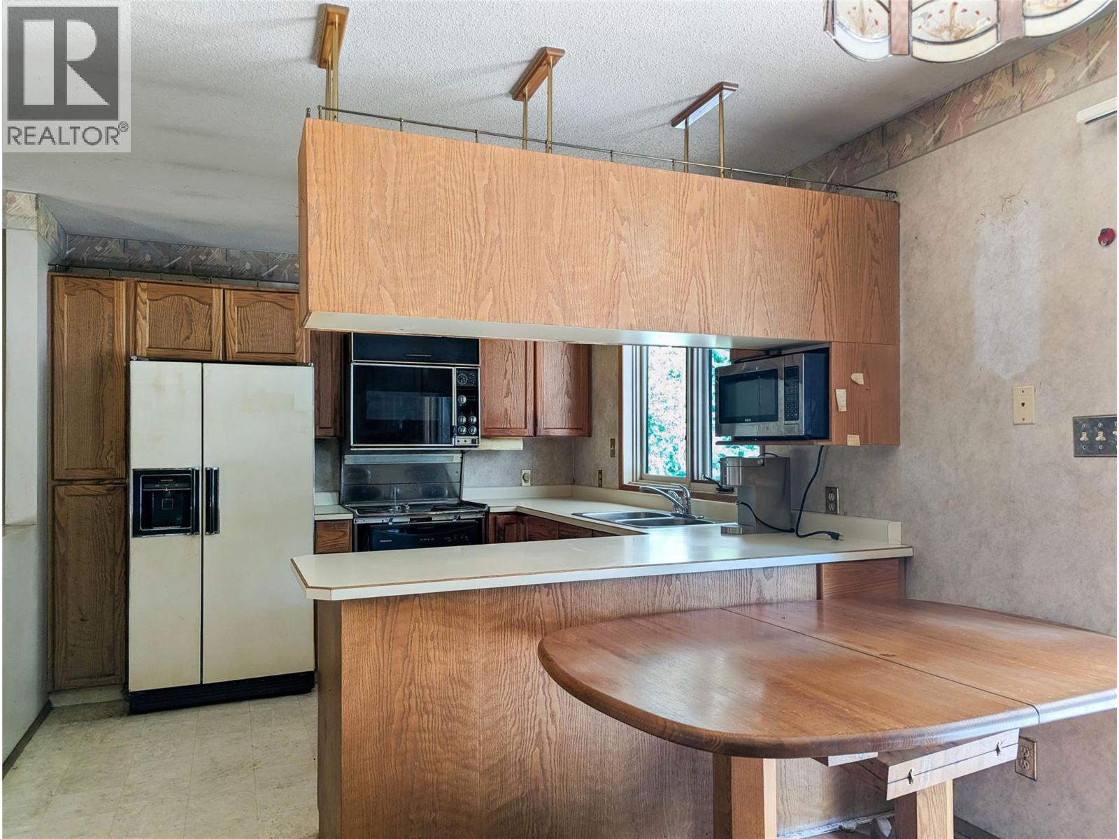 332 Schmidt Road, Clearwater, British Columbia  V0E 1N2 - Photo 5 - 10398199