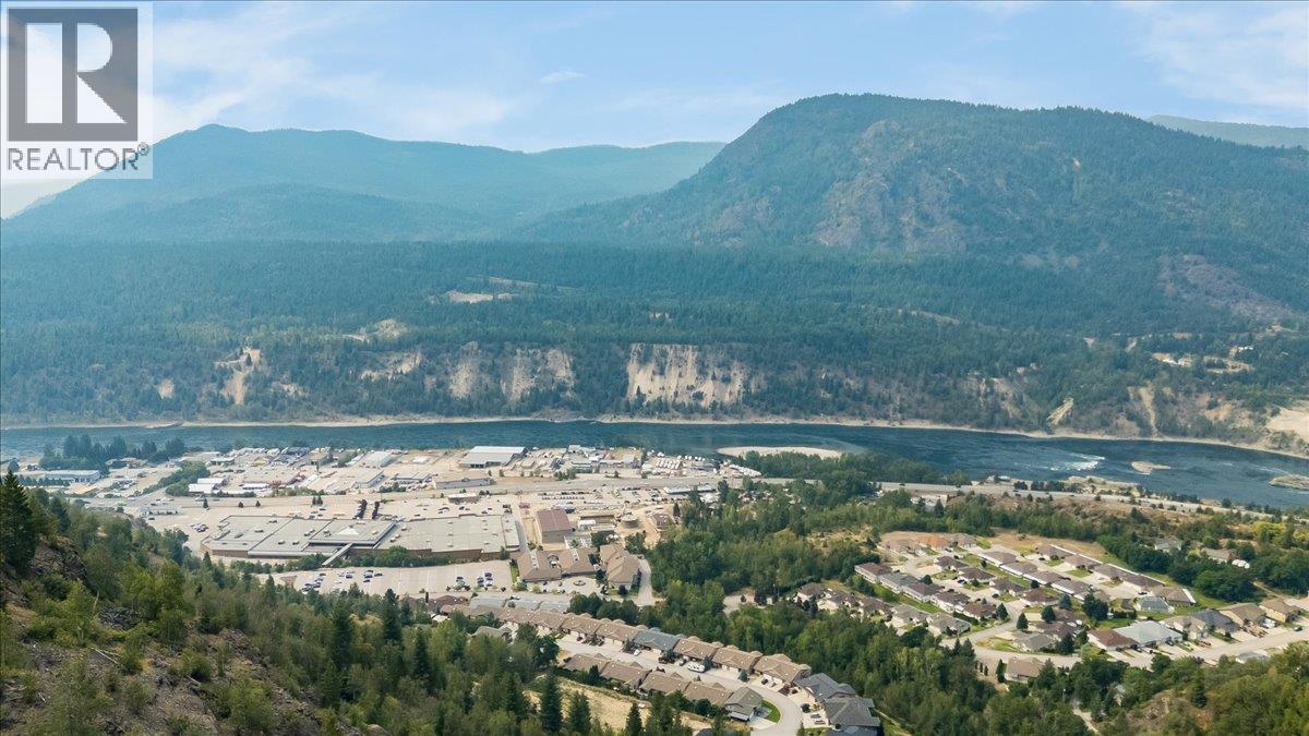 7981 Birchwood Drive, Trail, British Columbia  V1R 4Y3 - Photo 51 - 10398130