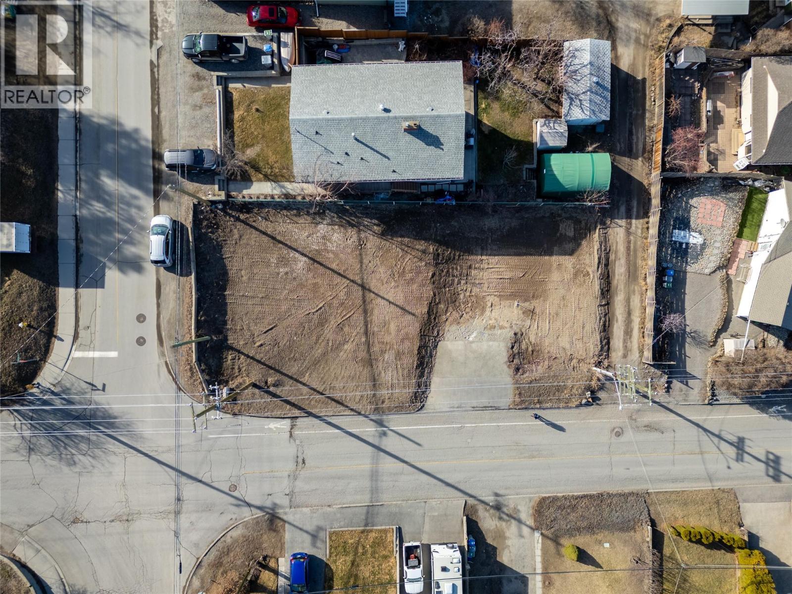 64 Centre Avenue, Kamloops, British Columbia  V2C 1V2 - Photo 2 - 10398267