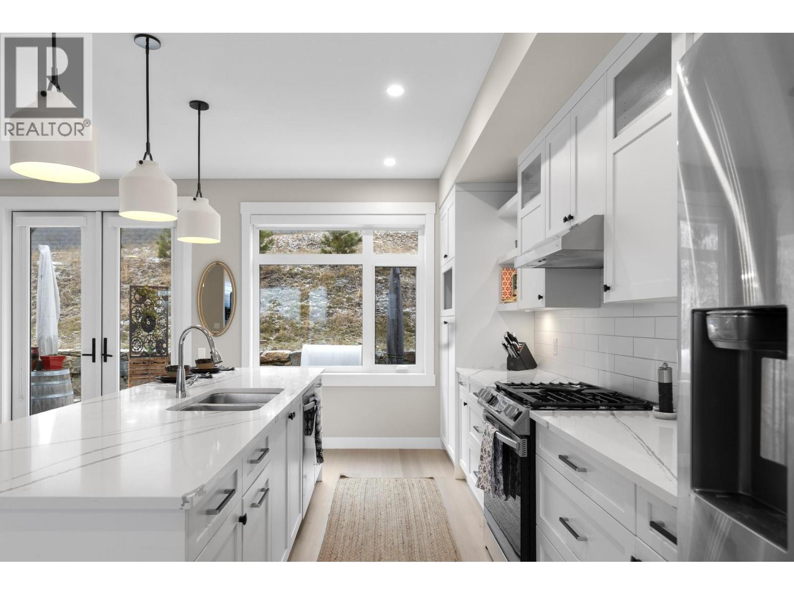 3220 Hilltown Drive Unit# 6, Kelowna, British Columbia  V1V 0C6 - Photo 12 - 10398220