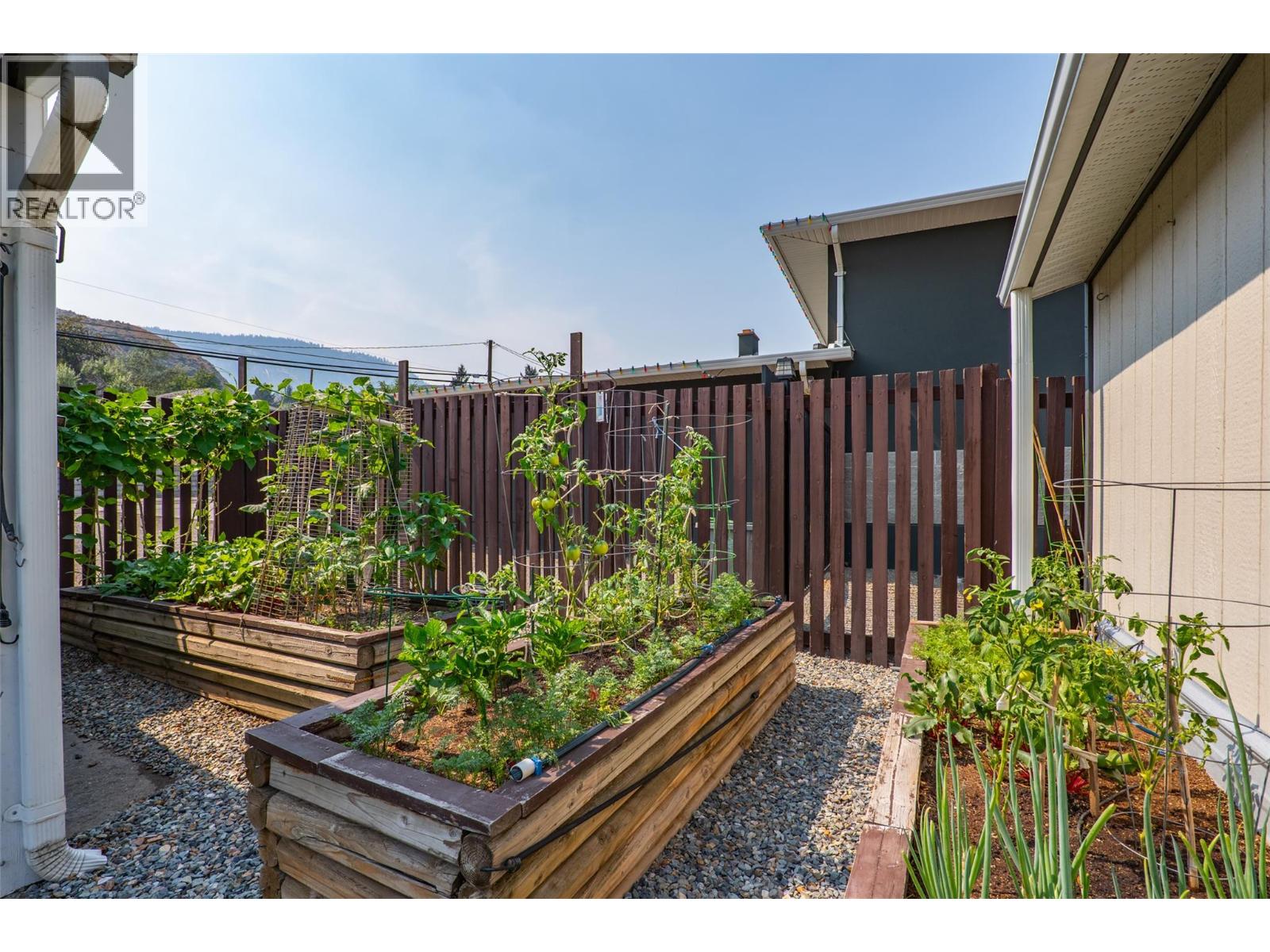 295 Viking Drive, Kamloops, British Columbia  V2C 5P1 - Photo 30 - 10398122