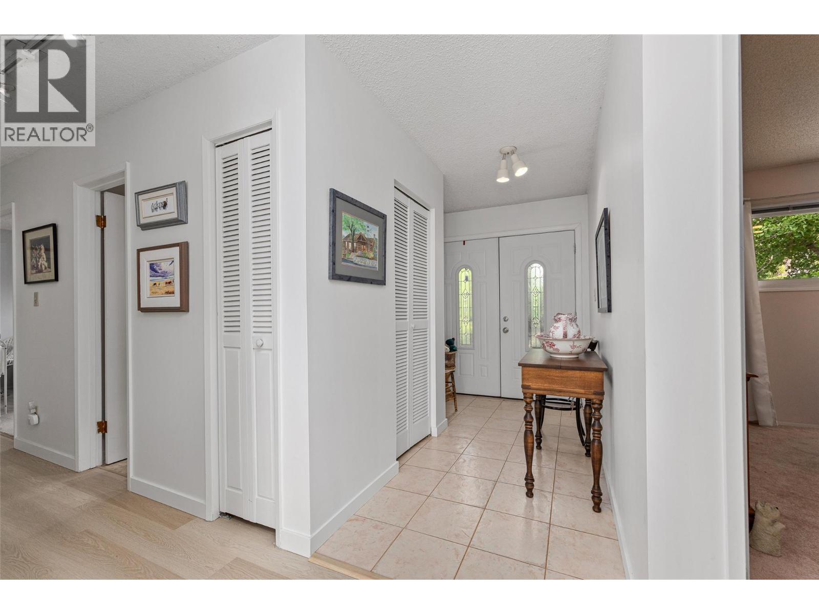 3068 Ourtoland Road, West Kelowna, British Columbia  V1Z 2J1 - Photo 3 - 10397088