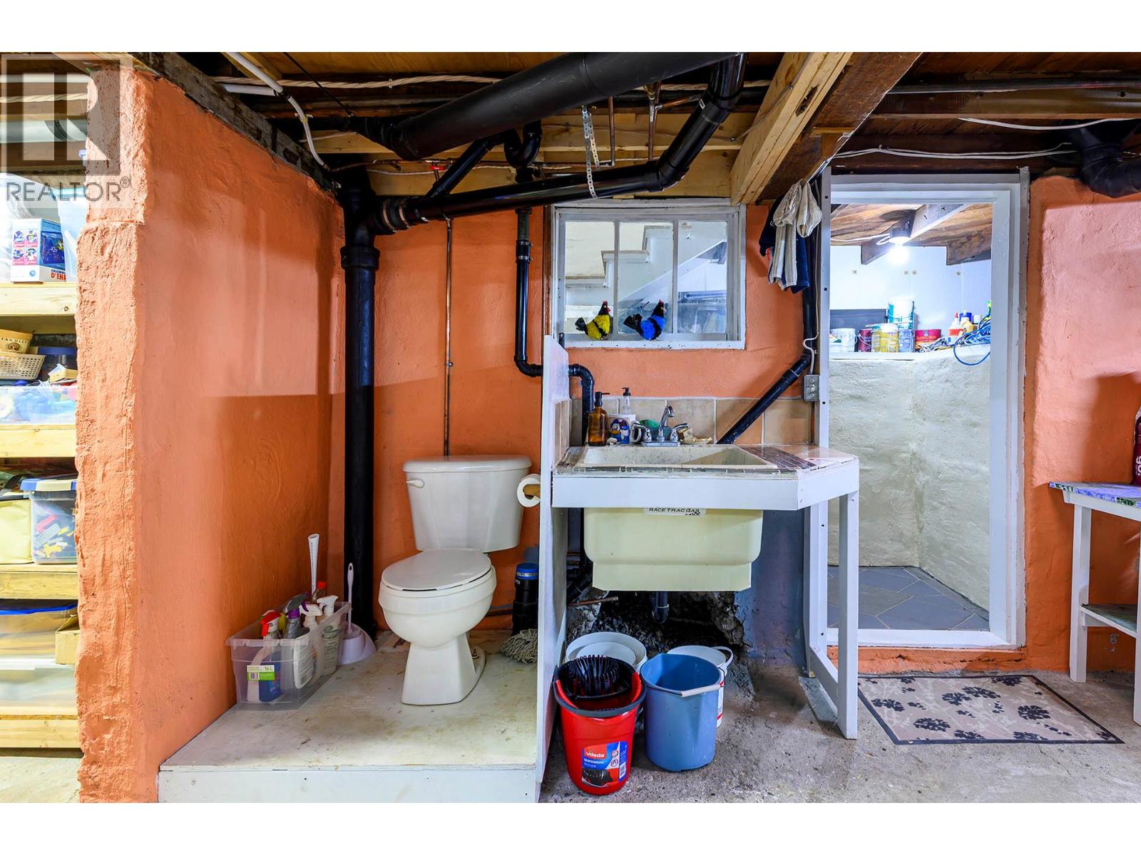 632 Battle Street, Kamloops, British Columbia  V2C 2M3 - Photo 37 - 10398274