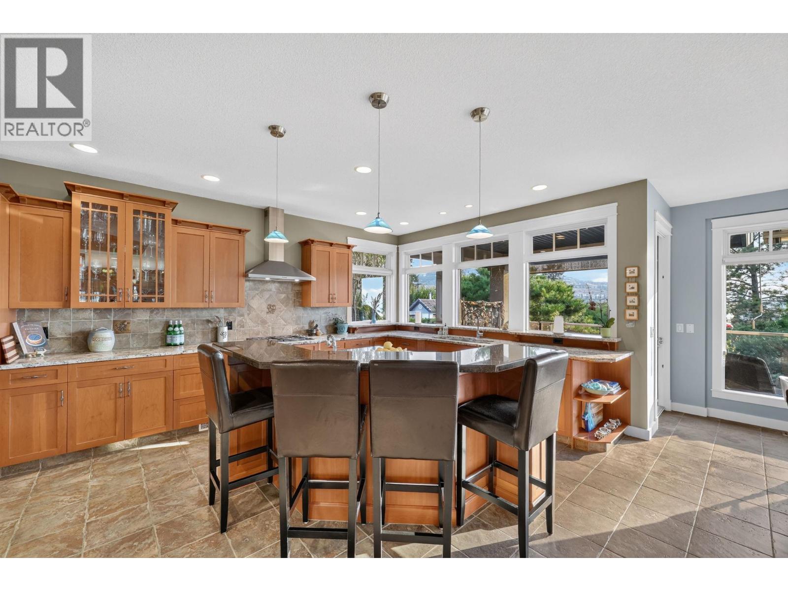 4780 Westridge Drive, Kelowna, British Columbia  V1W 3B5 - Photo 13 - 10398212