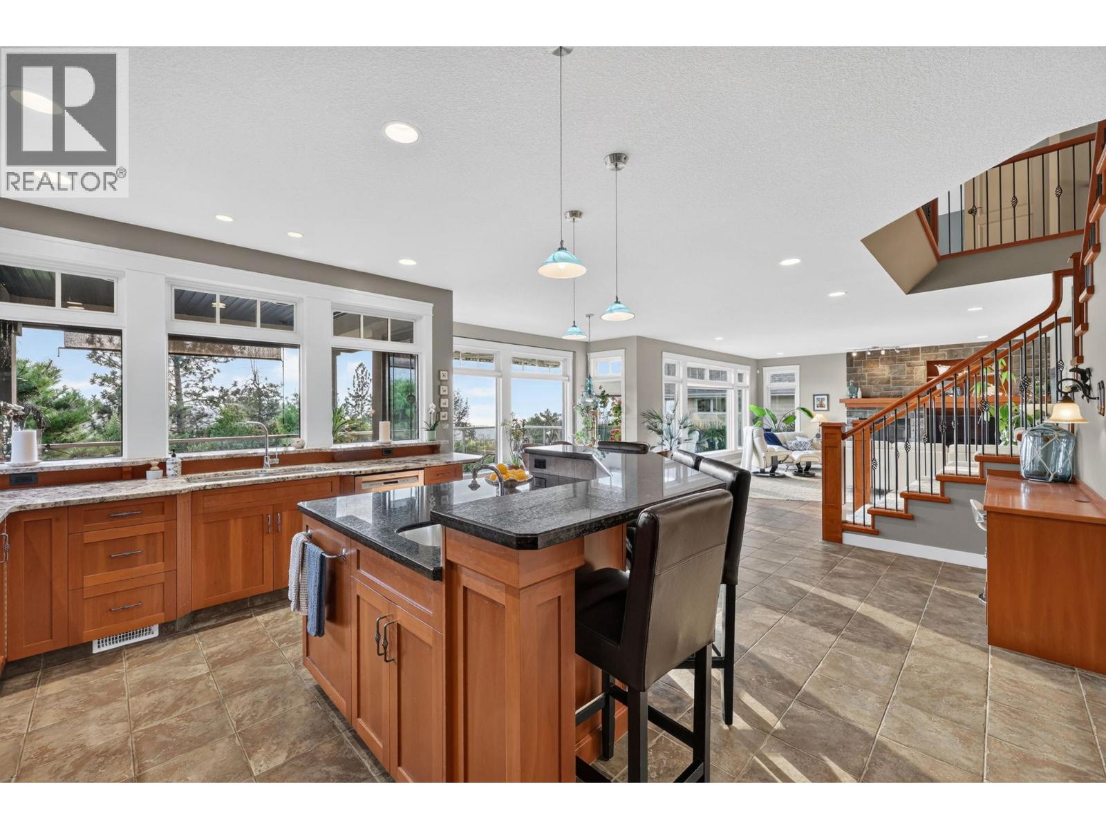 4780 Westridge Drive, Kelowna, British Columbia  V1W 3B5 - Photo 15 - 10398212