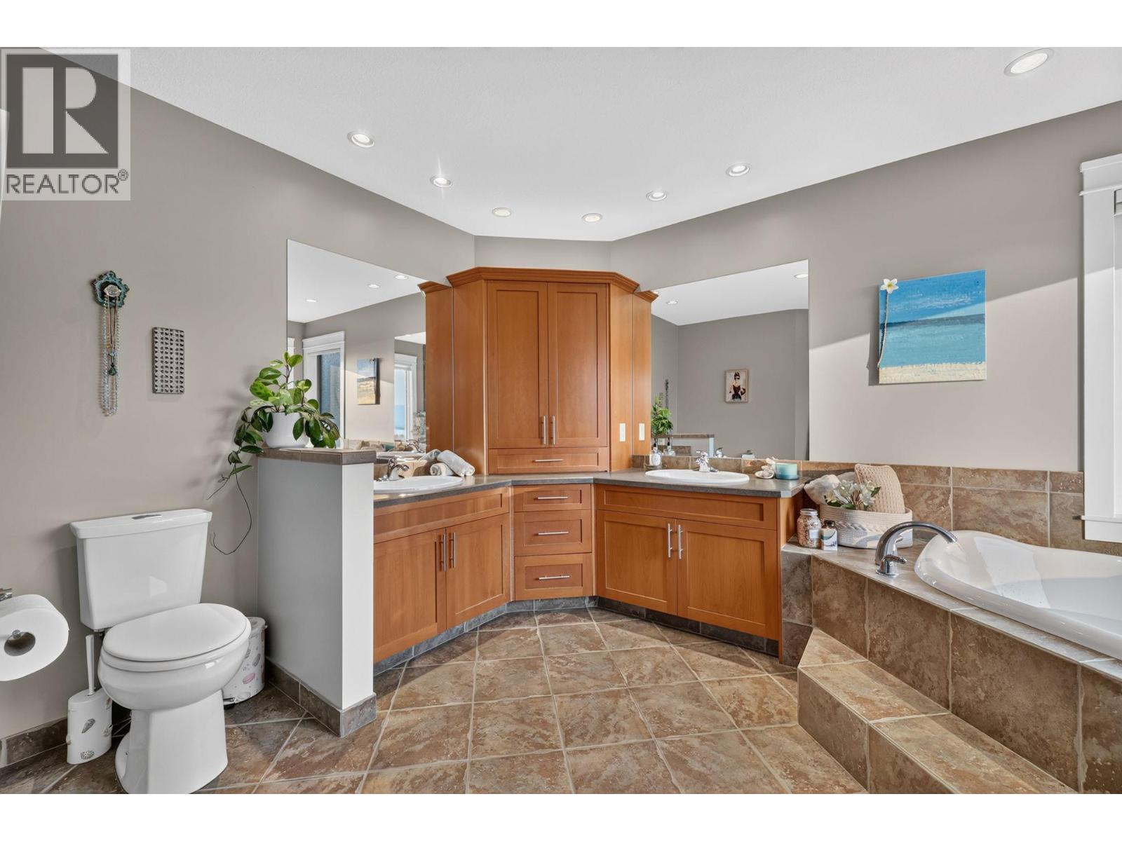 4780 Westridge Drive, Kelowna, British Columbia  V1W 3B5 - Photo 38 - 10398212