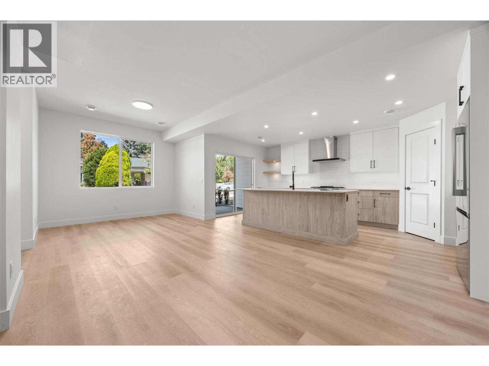 773 Kinnear Avenue Unit# 1, Kelowna, British Columbia  V1Y 5B2 - Photo 13 - 10395188