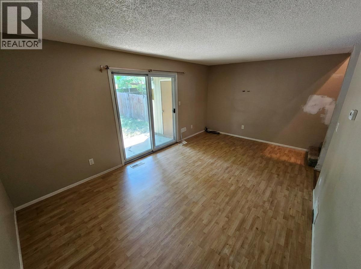 915 Dogwood Street, Creston, British Columbia  V0B 1G3 - Photo 6 - 10398270