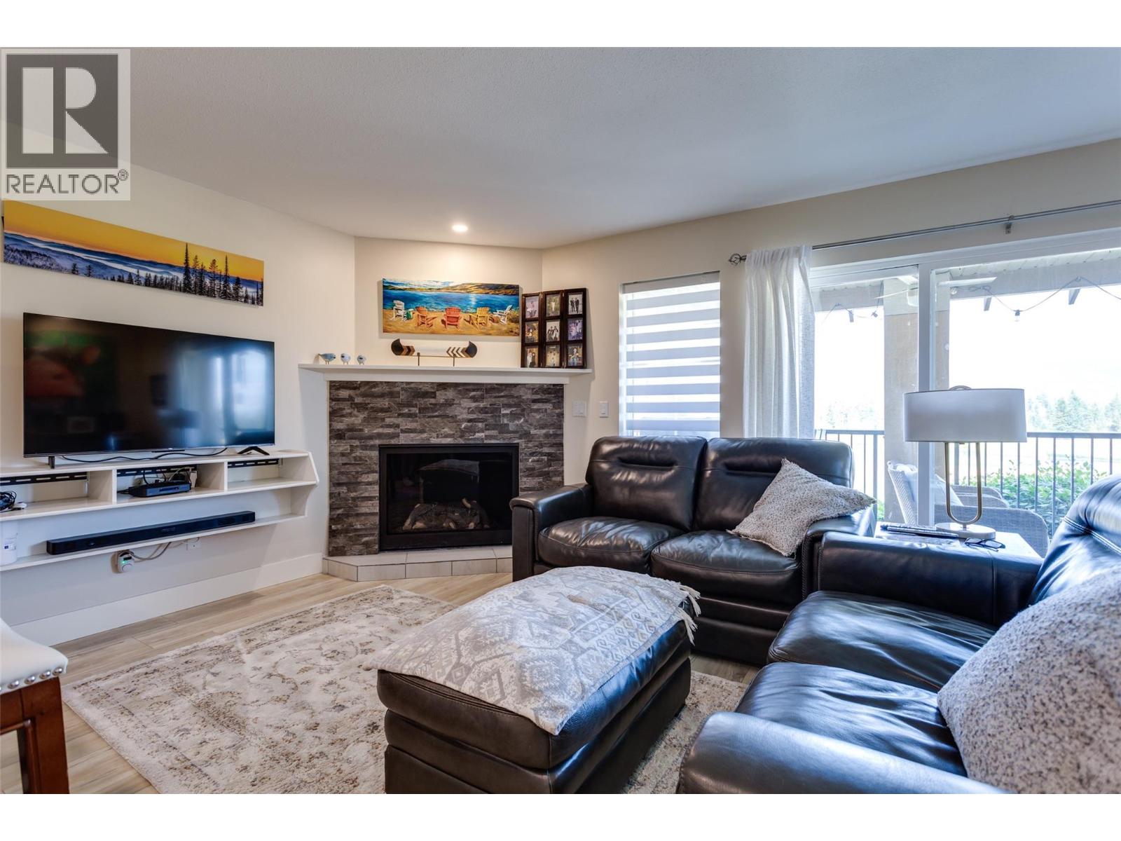 2361 Capistrano Drive, Kelowna, British Columbia  V1V 2A6 - Photo 12 - 10397928