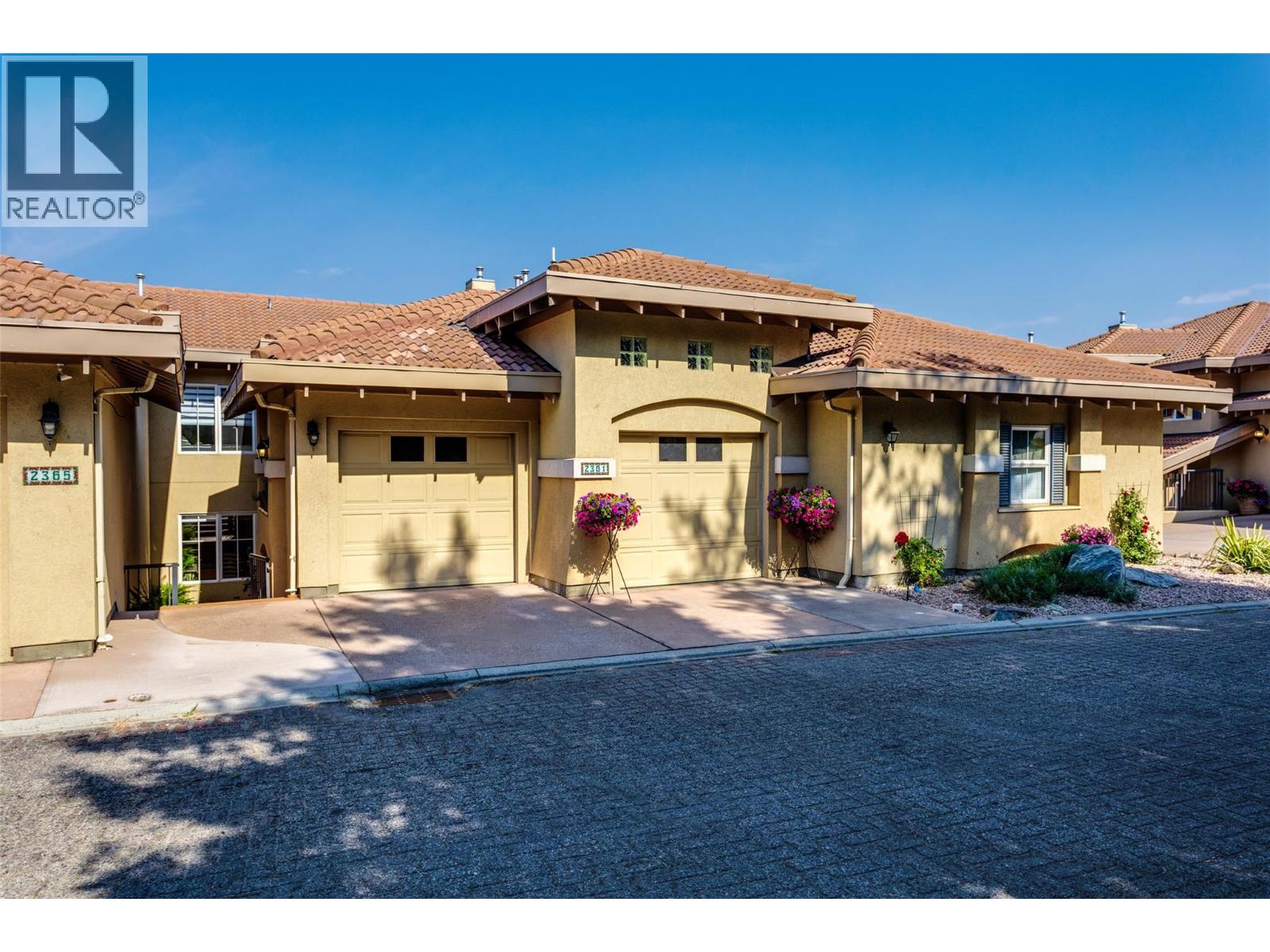 2361 Capistrano Drive, Kelowna, British Columbia  V1V 2A6 - Photo 2 - 10397928