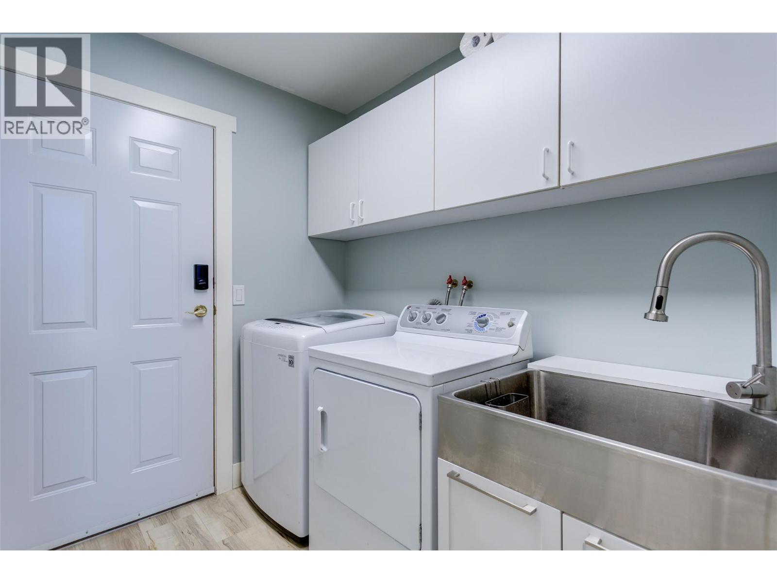 2361 Capistrano Drive, Kelowna, British Columbia  V1V 2A6 - Photo 25 - 10397928