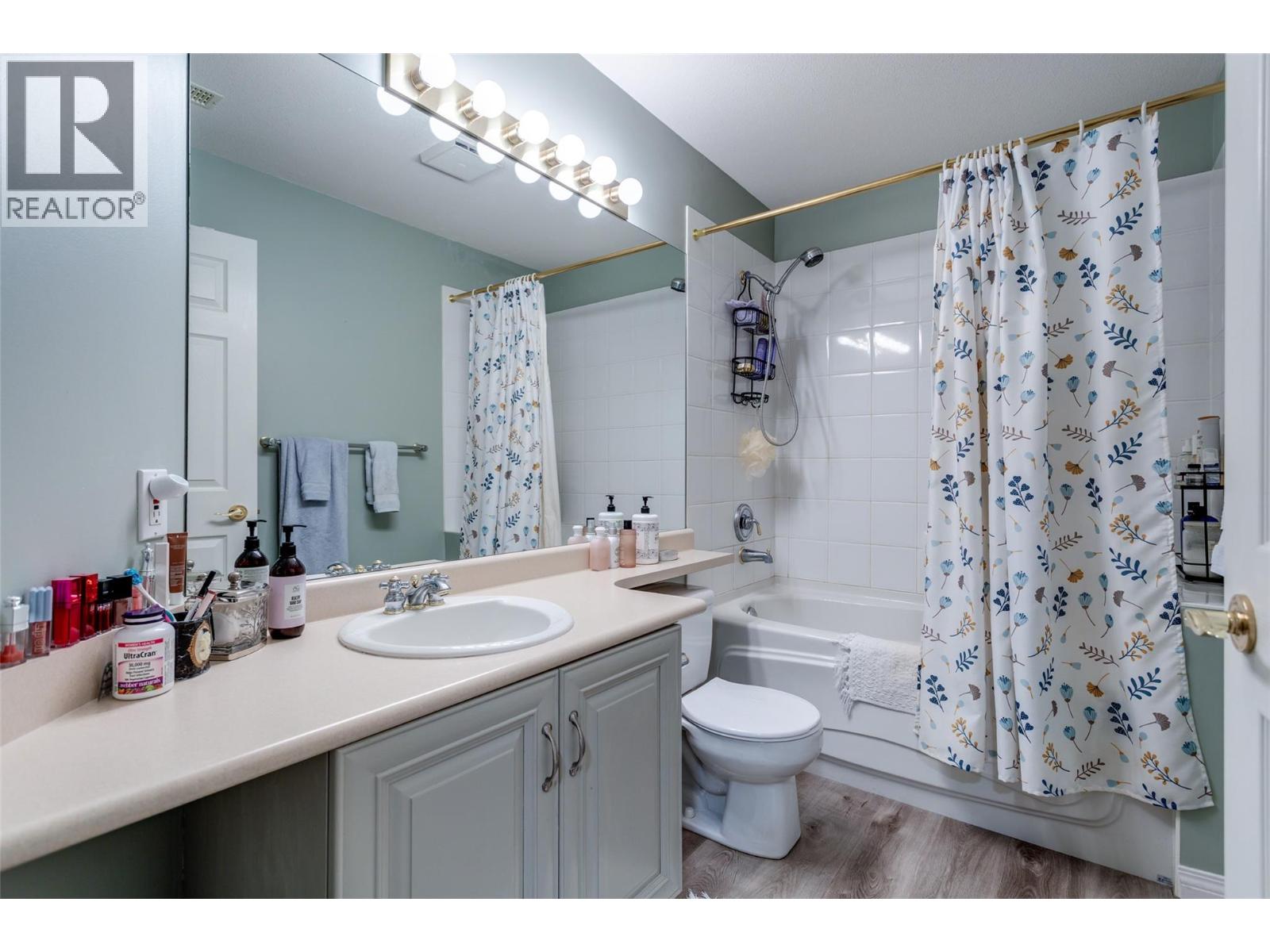 2361 Capistrano Drive, Kelowna, British Columbia  V1V 2A6 - Photo 39 - 10397928