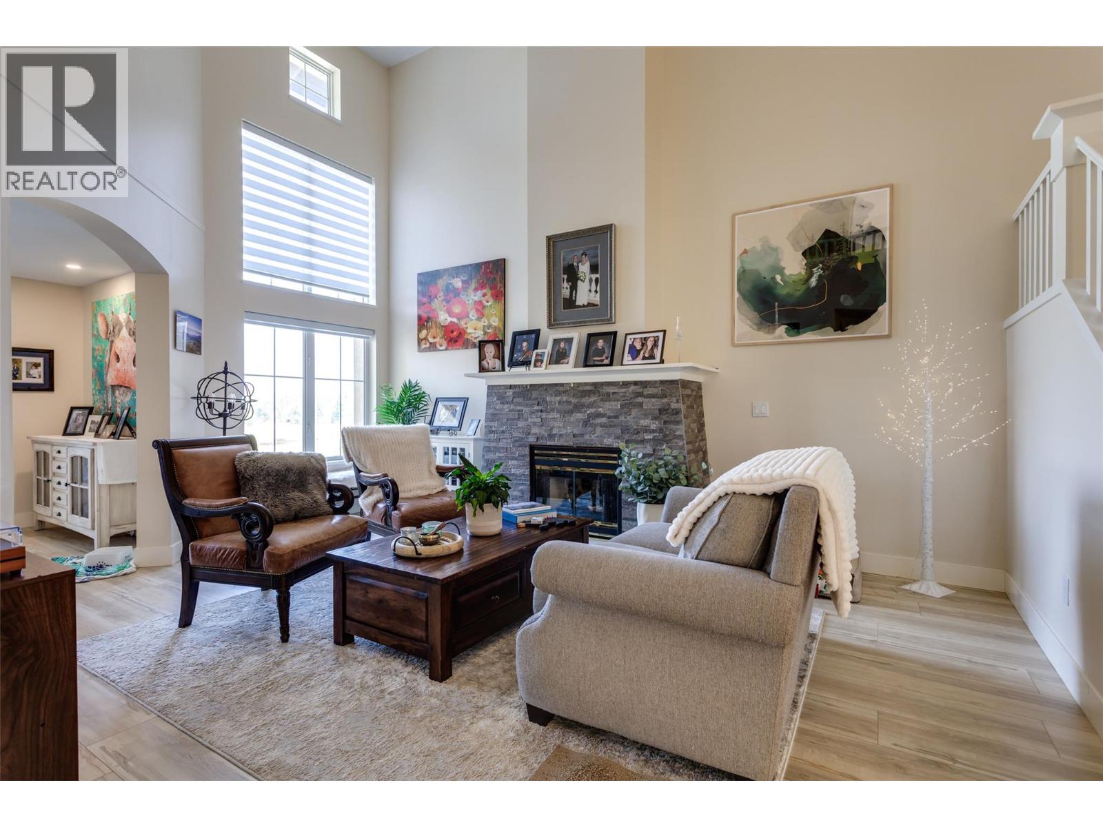 2361 Capistrano Drive, Kelowna, British Columbia  V1V 2A6 - Photo 8 - 10397928