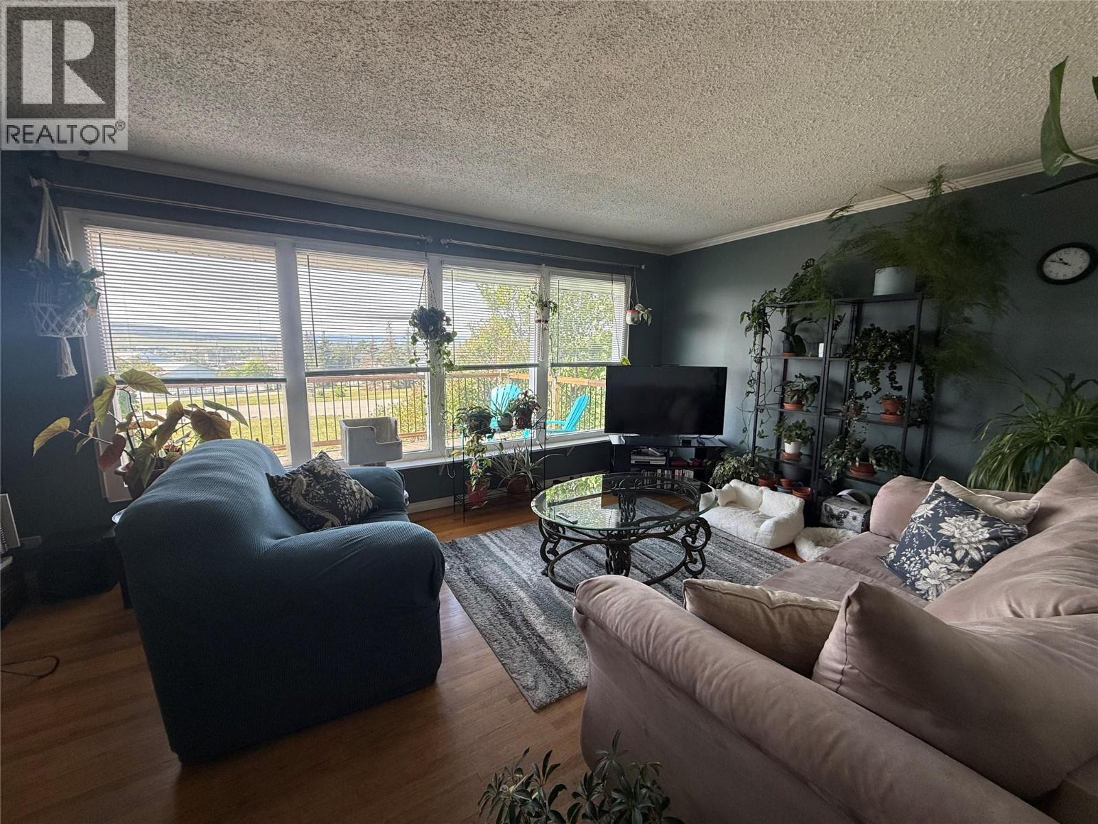 904 Cornwall Crescent, Dawson Creek, British Columbia  V1G 1N9 - Photo 5 - 10398290