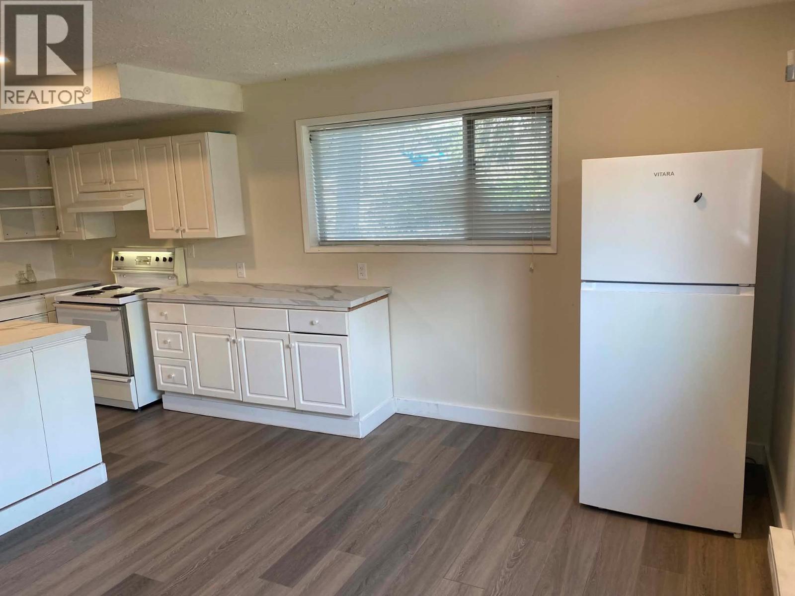 3271 10 Avenue Se, Salmon Arm, British Columbia  V1E 1W8 - Photo 43 - 10398156