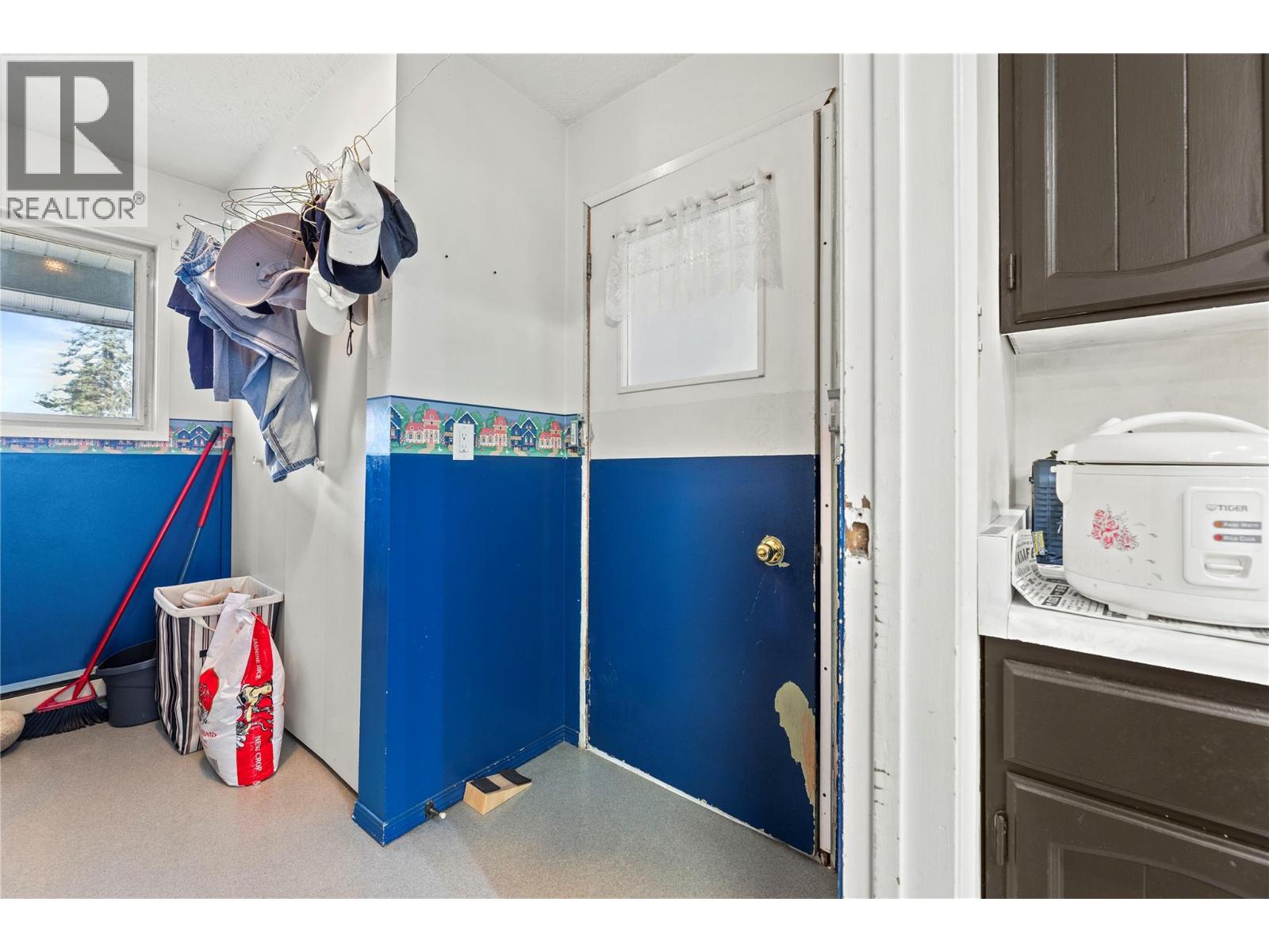 3271 10 Avenue Se, Salmon Arm, British Columbia  V1E 1W8 - Photo 6 - 10398156