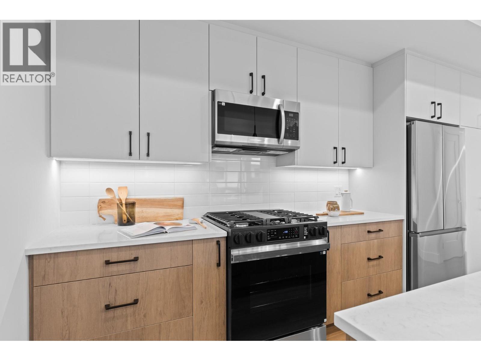 1463 Inkar Road Unit# 5, Kelowna, British Columbia  V1Y 8J1 - Photo 2 - 10398233
