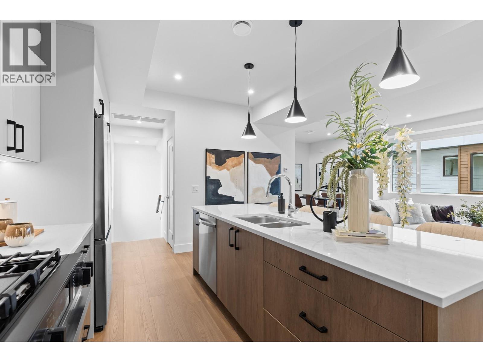 1463 Inkar Road Unit# 5, Kelowna, British Columbia  V1Y 8J1 - Photo 4 - 10398233