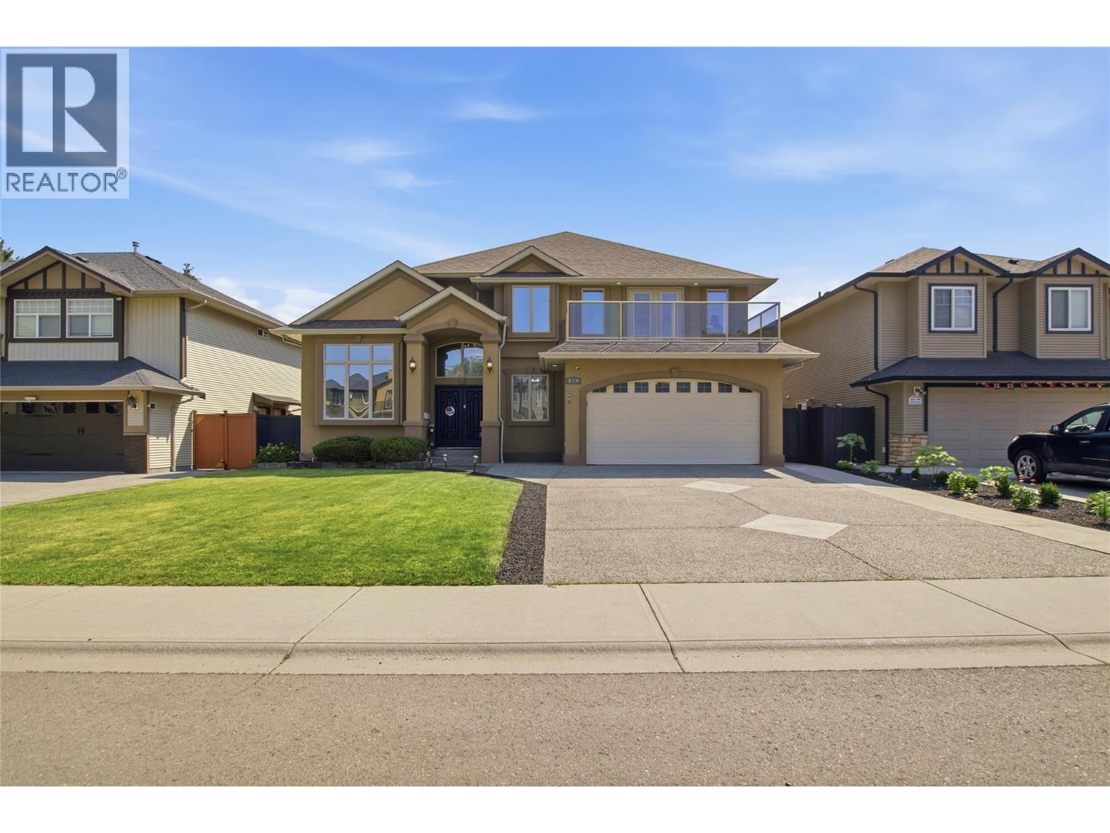 819 Arlington Court, Kamloops, British Columbia  V2B 8T5 - Photo 1 - 10398303