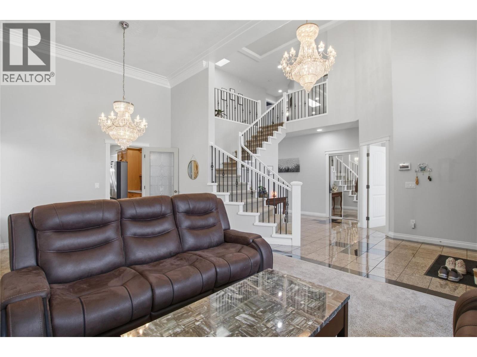 819 Arlington Court, Kamloops, British Columbia  V2B 8T5 - Photo 10 - 10398303
