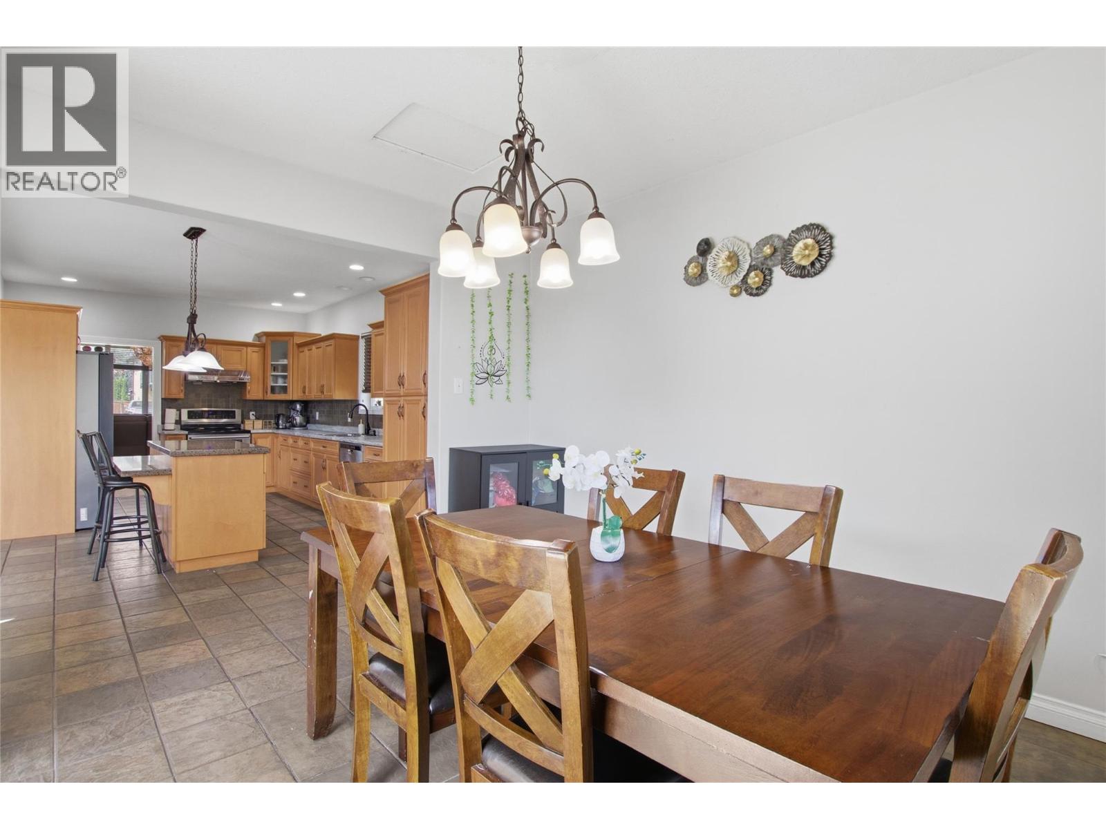 819 Arlington Court, Kamloops, British Columbia  V2B 8T5 - Photo 16 - 10398303
