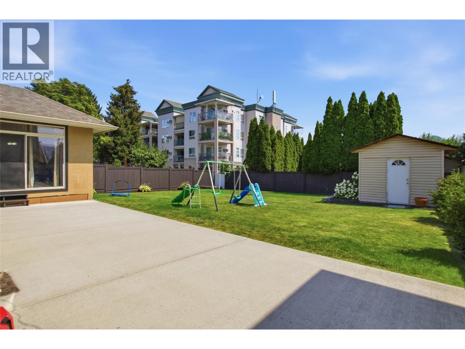 819 Arlington Court, Kamloops, British Columbia  V2B 8T5 - Photo 46 - 10398303