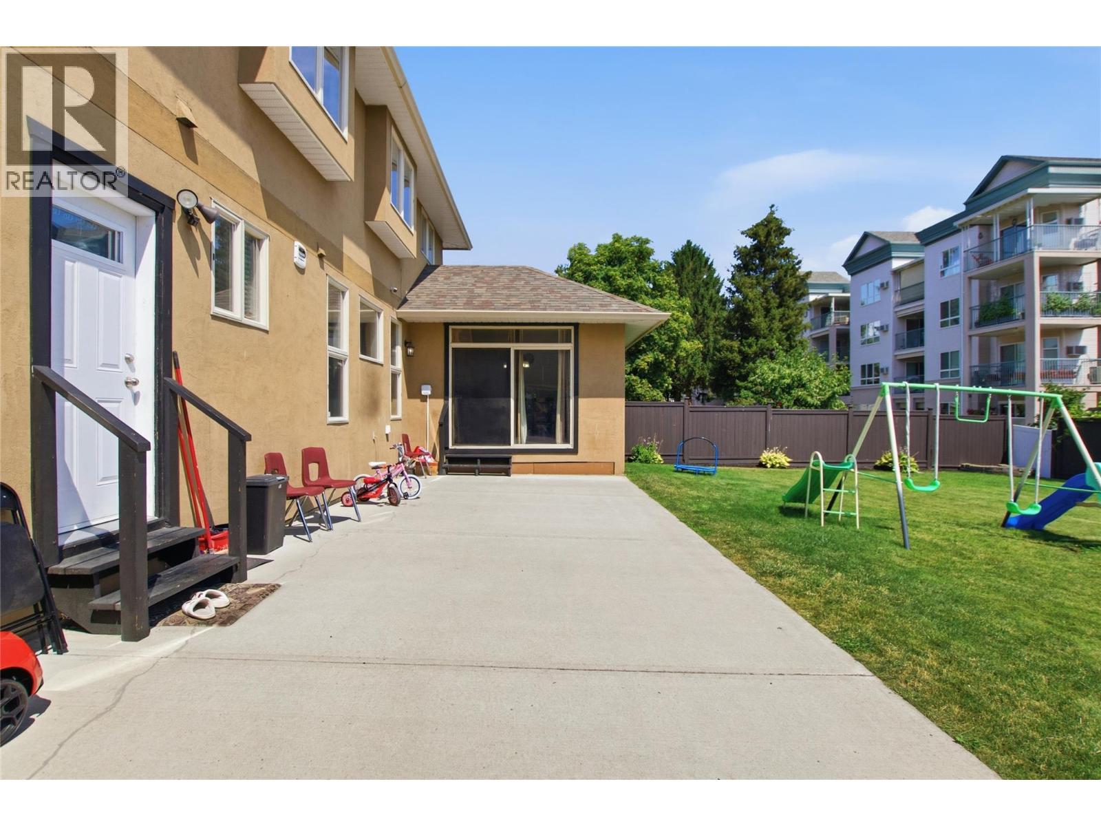 819 Arlington Court, Kamloops, British Columbia  V2B 8T5 - Photo 47 - 10398303