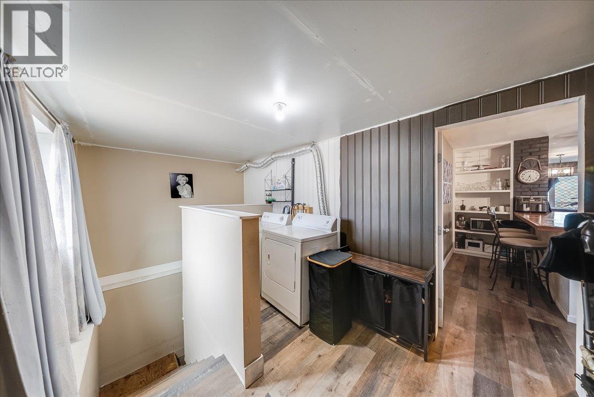 1430 Third Avenue, Trail, British Columbia  V1R 1P6 - Photo 16 - 10398102