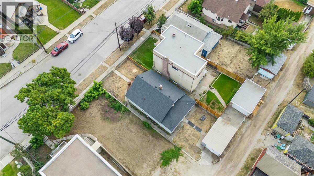 1430 Third Avenue, Trail, British Columbia  V1R 1P6 - Photo 35 - 10398102