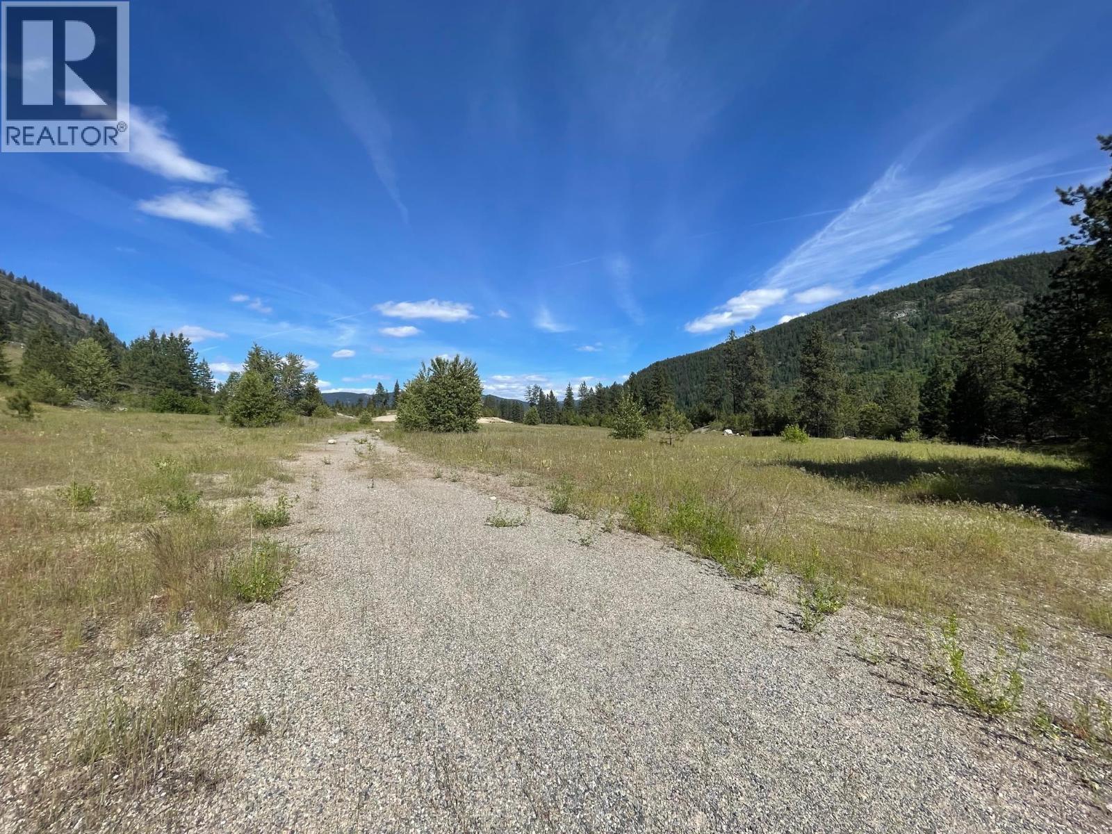 520 3 Highway, Christina Lake, British Columbia  V0H 1E0 - Photo 12 - 10398177