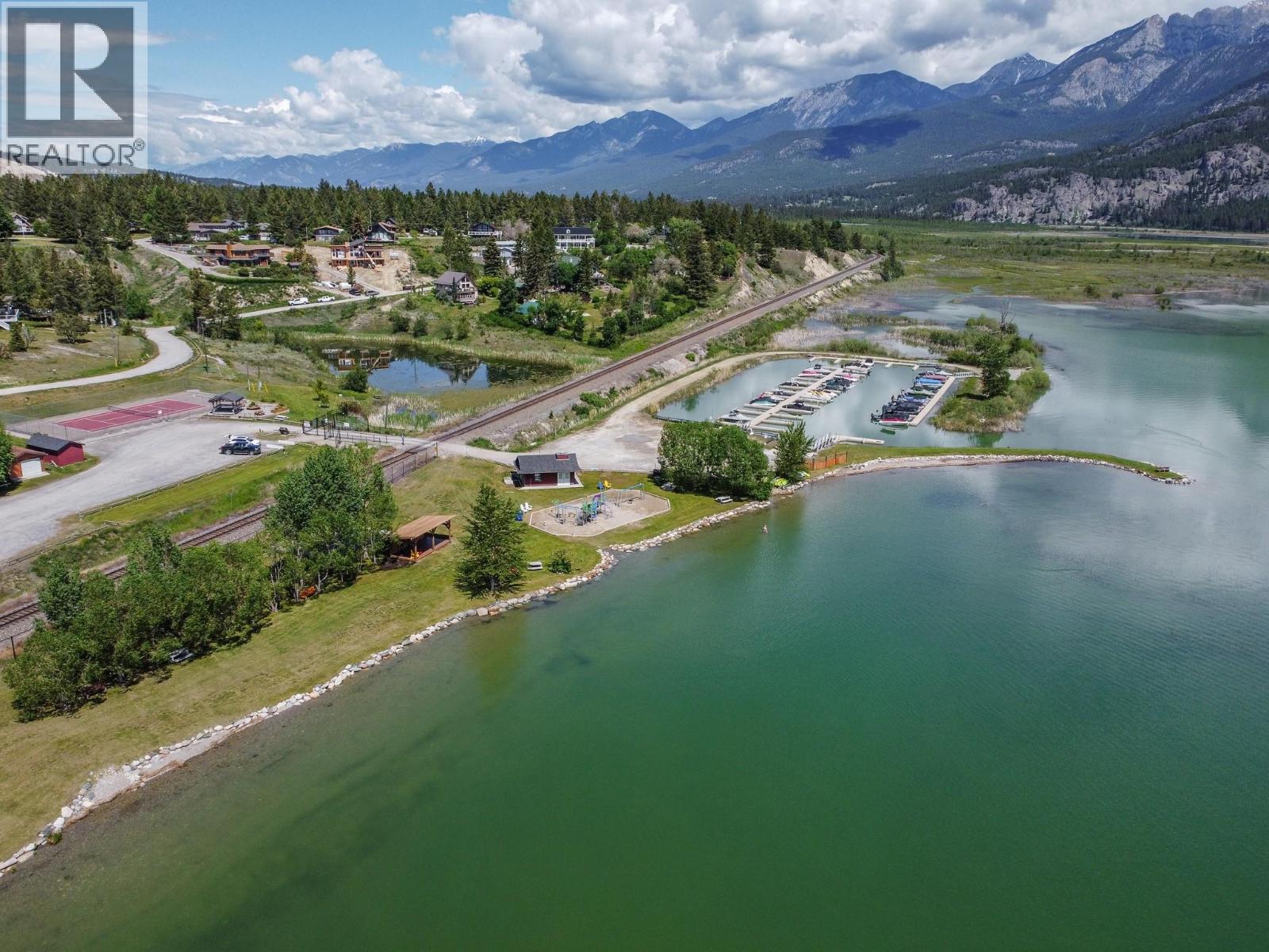 5853 Juniper Road, Fairmont Hot Springs, British Columbia  V0B 1L2 - Photo 71 - 10398230