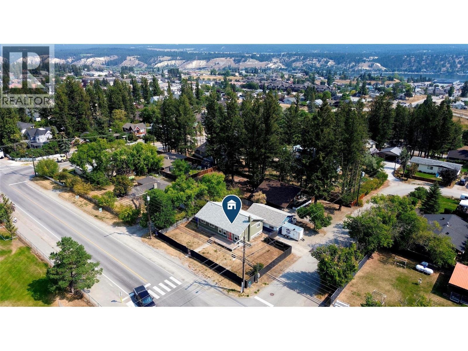 1313 13th Avenue, Invermere, British Columbia  V0A 1K4 - Photo 41 - 10398112