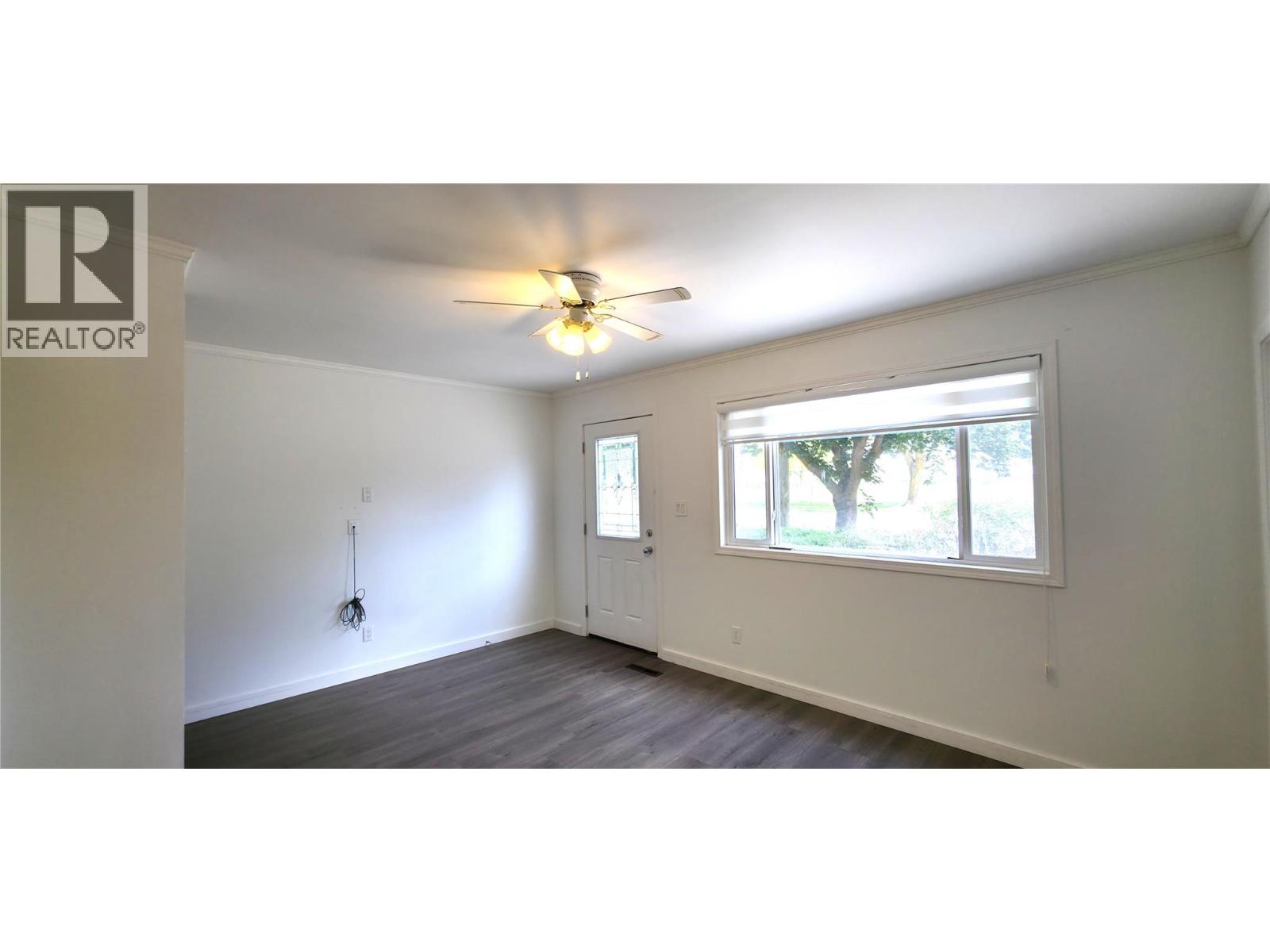 6176 Spartan Street, Oliver, British Columbia  V0H 1T6 - Photo 12 - 10398301