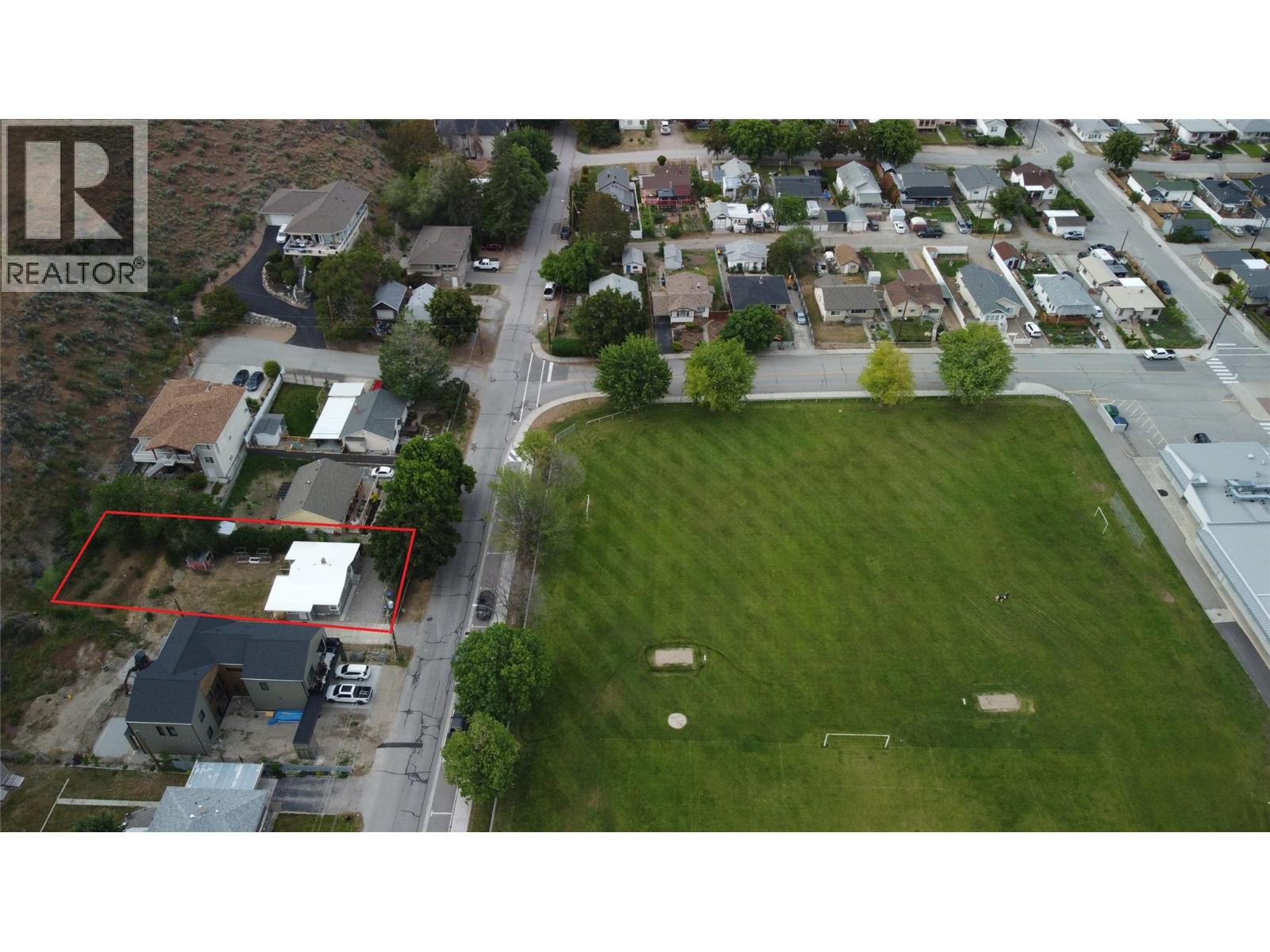 6176 Spartan Street, Oliver, British Columbia  V0H 1T6 - Photo 4 - 10398301